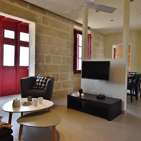 Lucky Star 403 By Vallettastay バレッタ